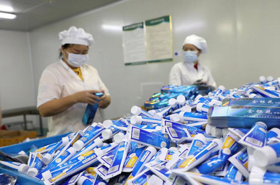 遵義綏陽 綠裝花衣坡復(fù)綠，“農(nóng)”墨重彩譜華章